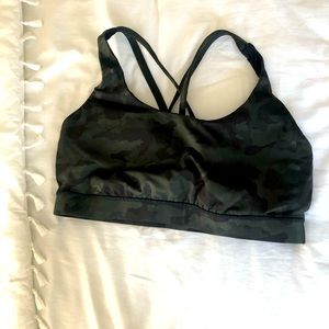 Lululemon camo bra and cropped pants